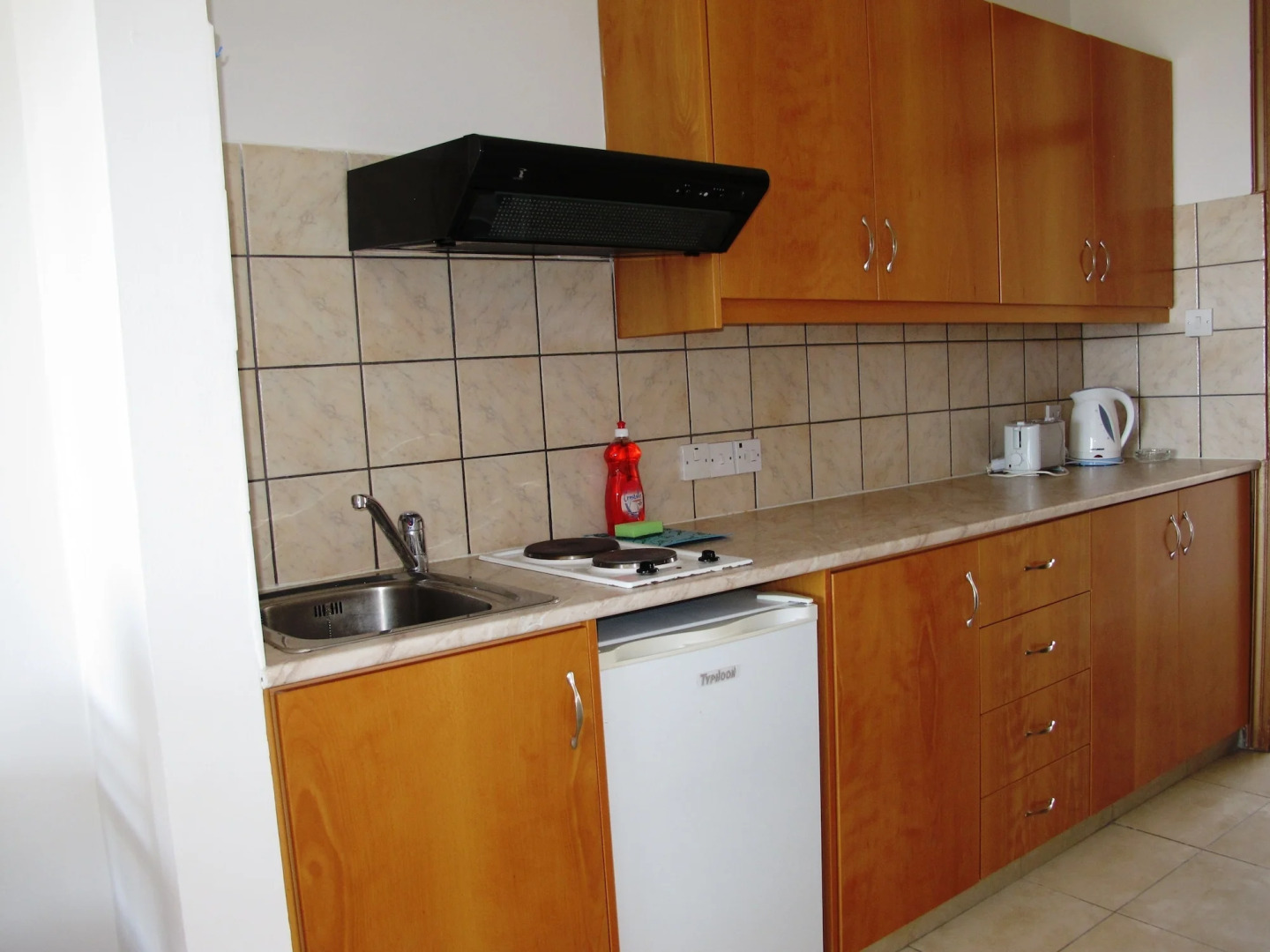 Sun Hall Beach Hotel Apts.