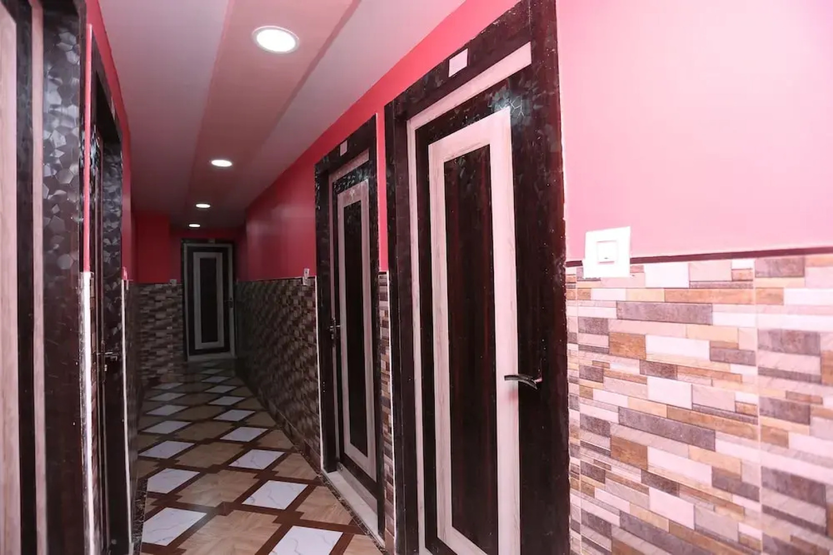 OYO 24770 Hotel Siddhi