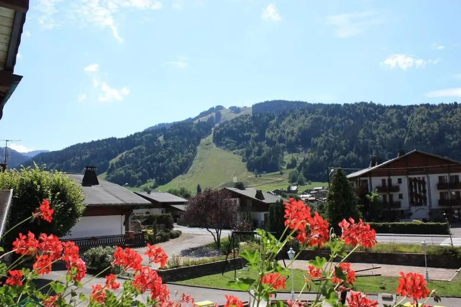 hotel lebeauregard morzine