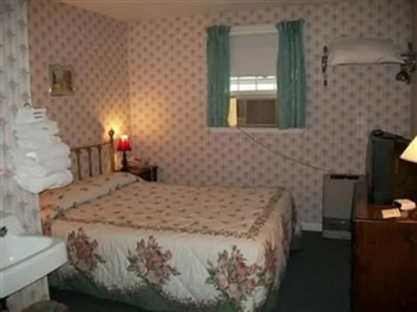 Swiss Inn & Restaurant