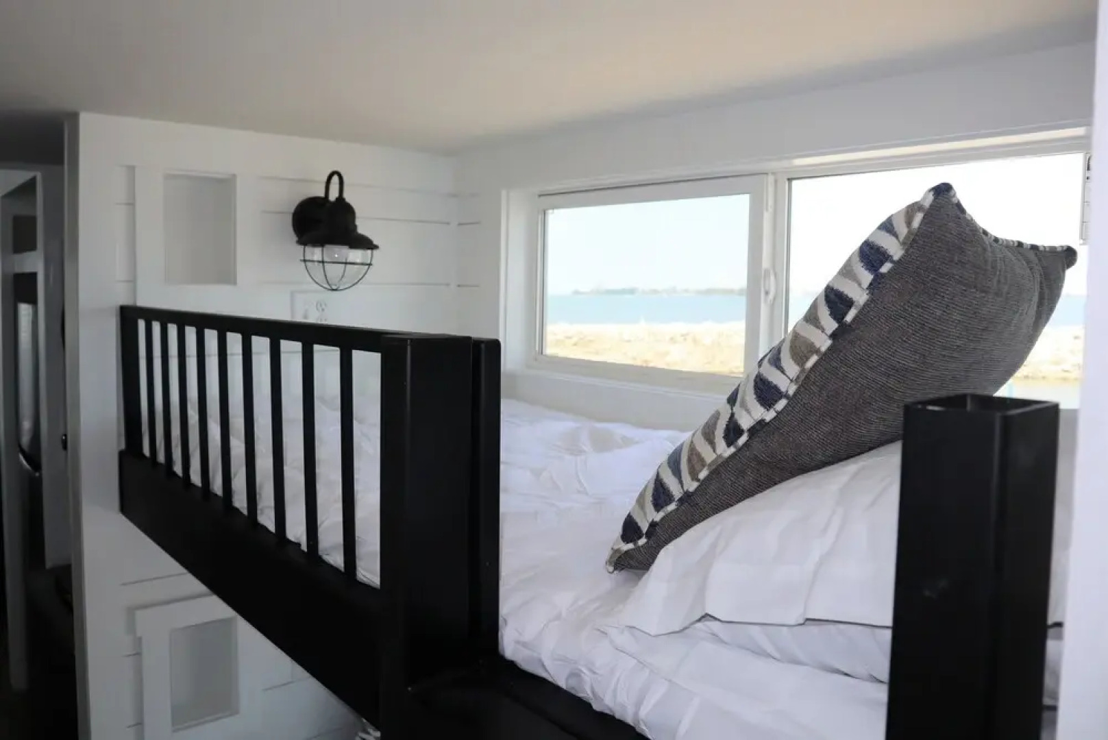 Bayfront Resort at Cross View