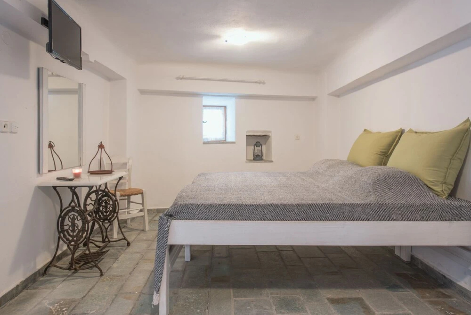 Thymianos Apartments