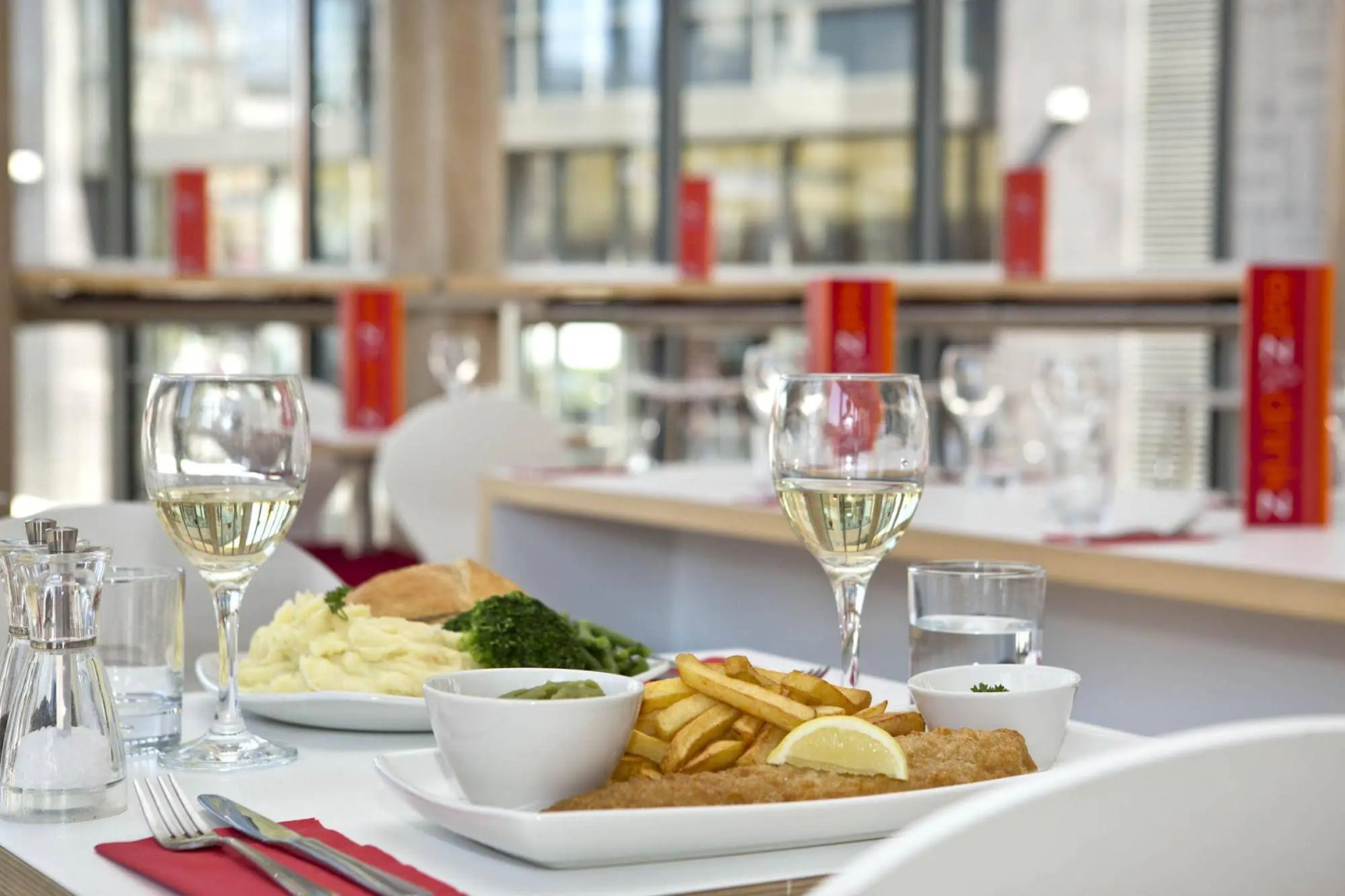 Four Points Flex by Sheraton Cardiff