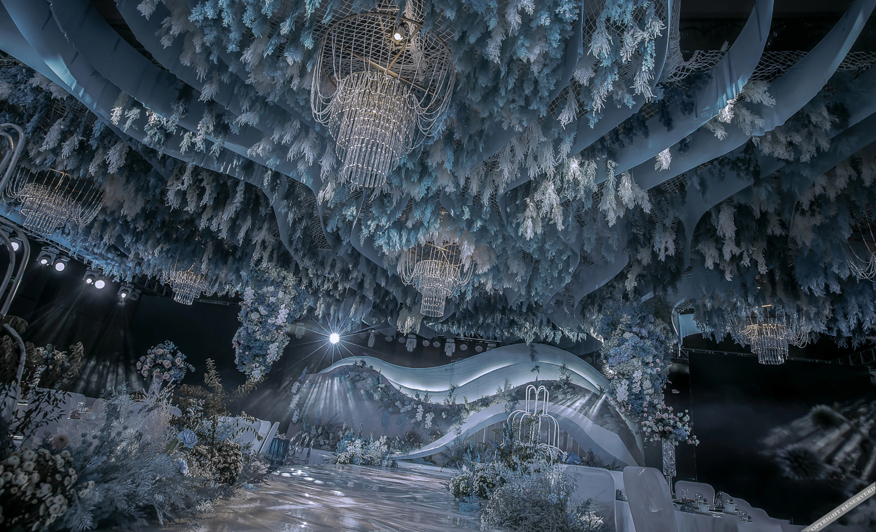 Wellton Royal Garden Hotel