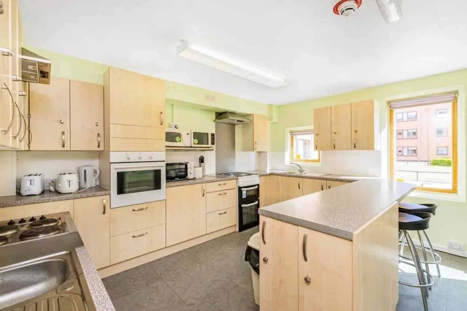 Vibrant Ensuite Rooms - HATFIELD - Hostel