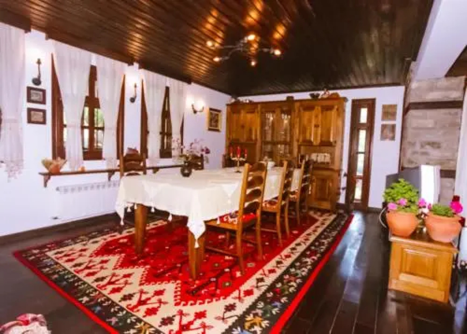 Sharlopova Boutique Guest House - Sauna & Hot Tub