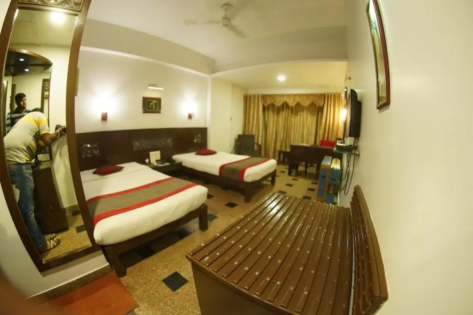 Hotel Venkatesh International