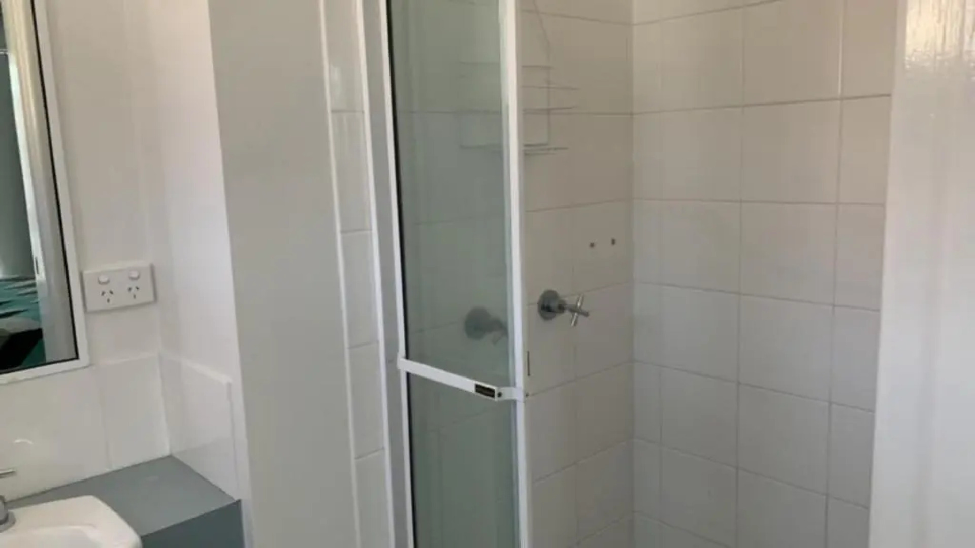 Unit 5 Sanctuary Shores, Kings Beach - Free Wifi!