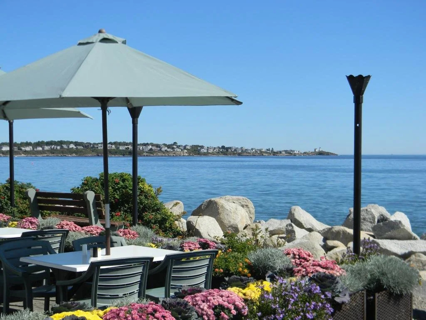 The Lighthouse Inn & Suites