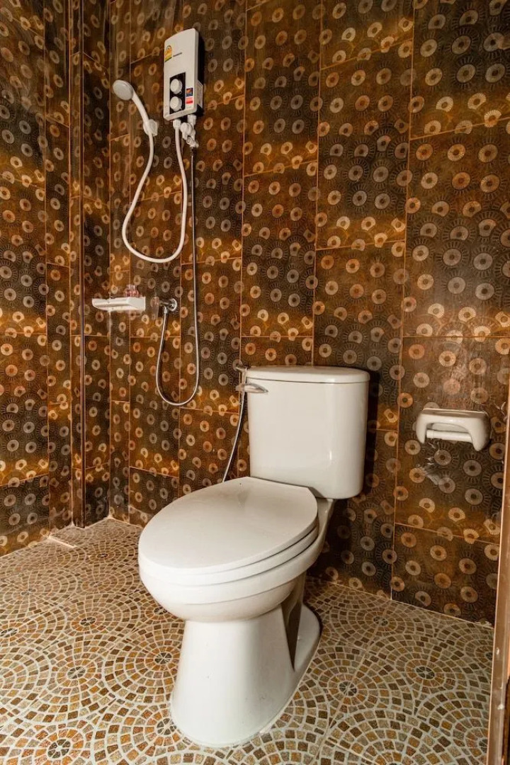 OYO 533 Runya Poolvilla