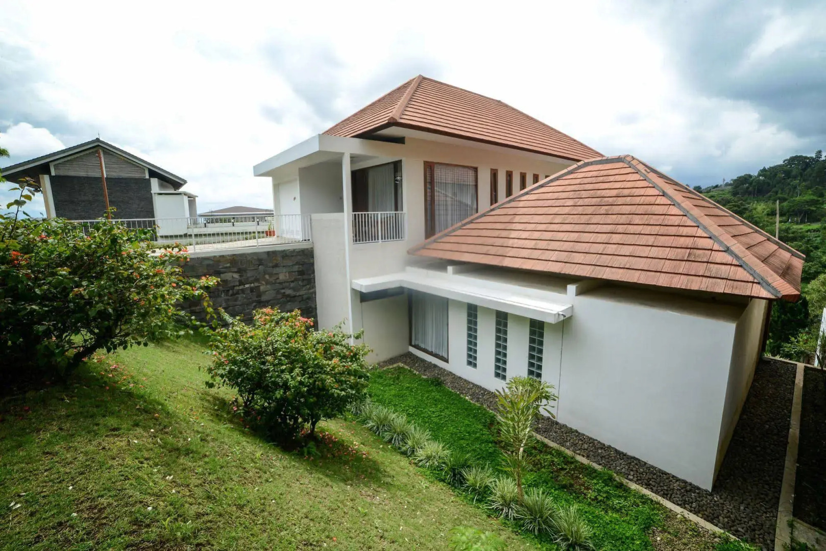 Villa Kencana Syariah, 6 Bed KingSize, View Gunung