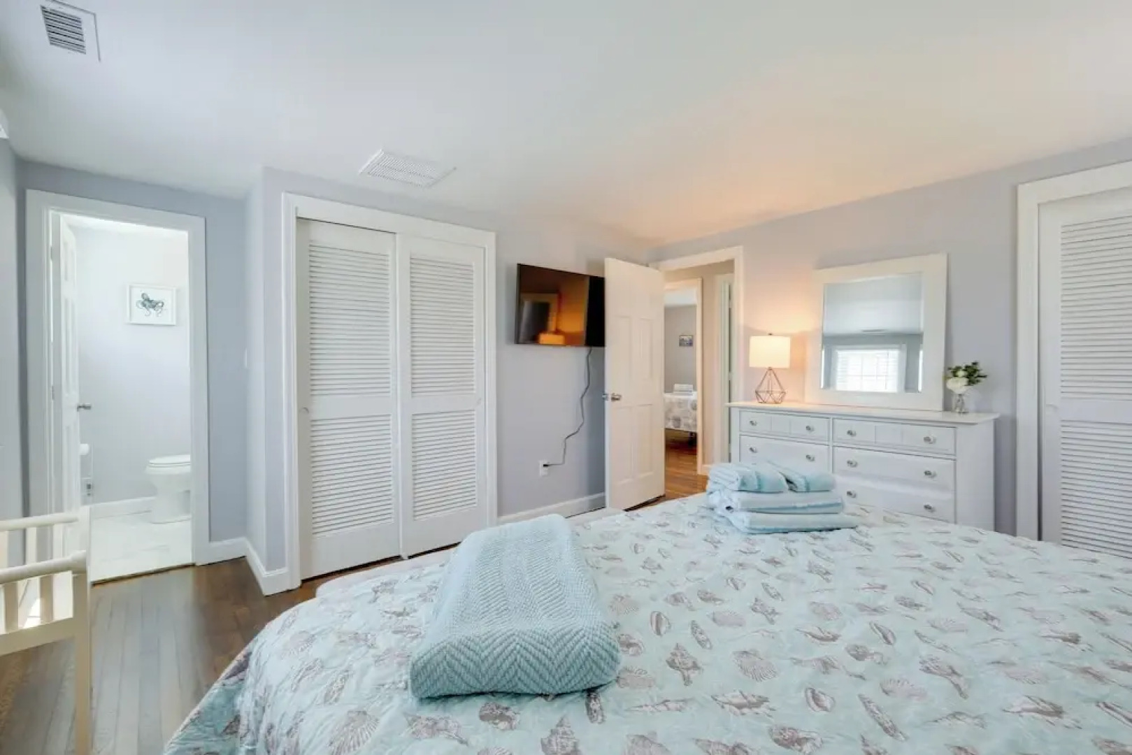 2 Mi to Craigville Beach: Hyannis Home w/ Deck