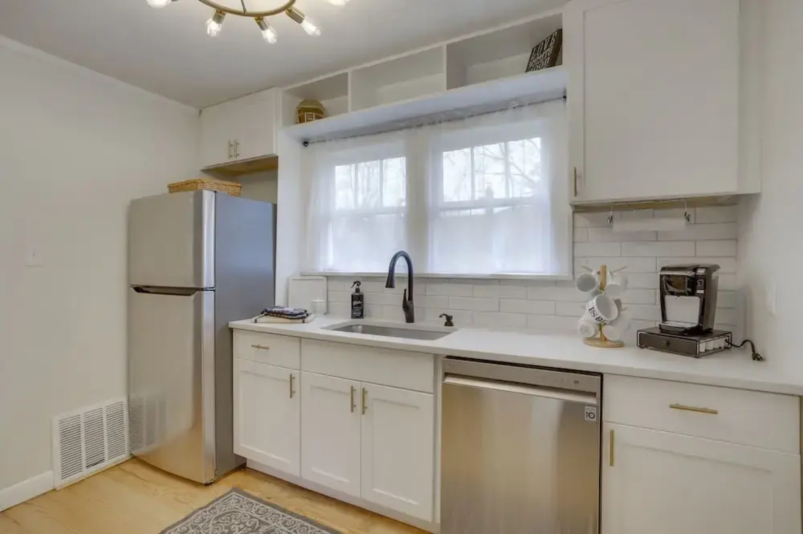 Corby Claddagh House ~ 1 Mi to Notre Dame!