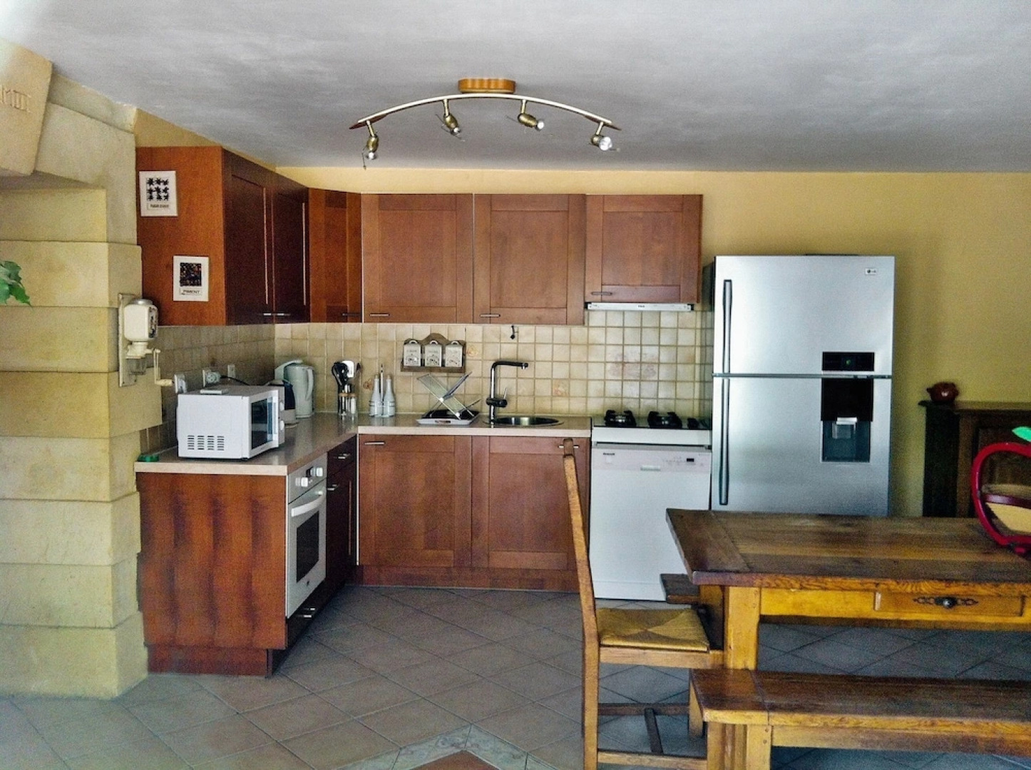 House With 3 Bedrooms in Saint-victor-la-coste, With Pool Access, Encl