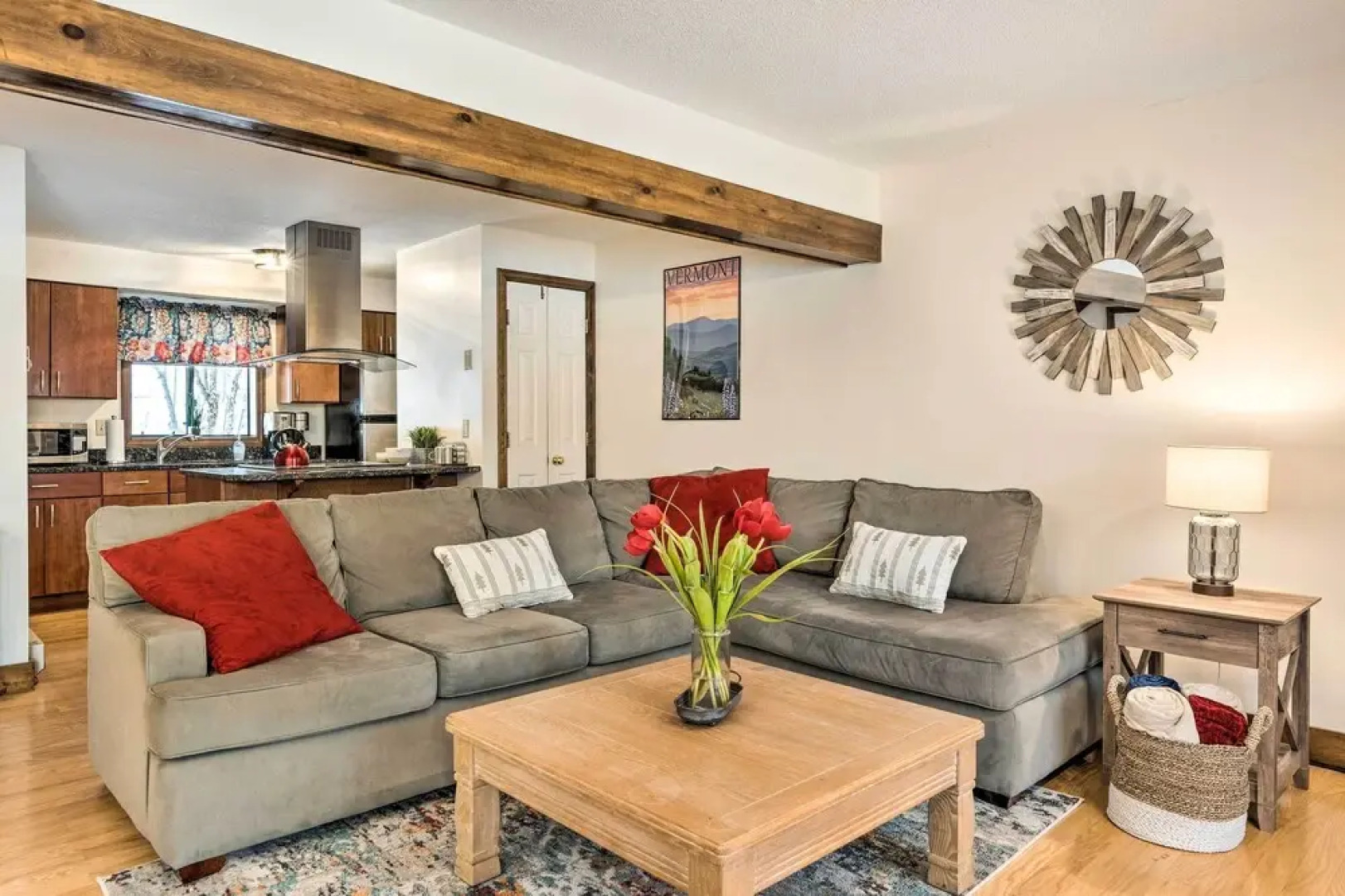 Hartford Escape w/ Fire Pit ~ 3 Mi to Ski & Golf!