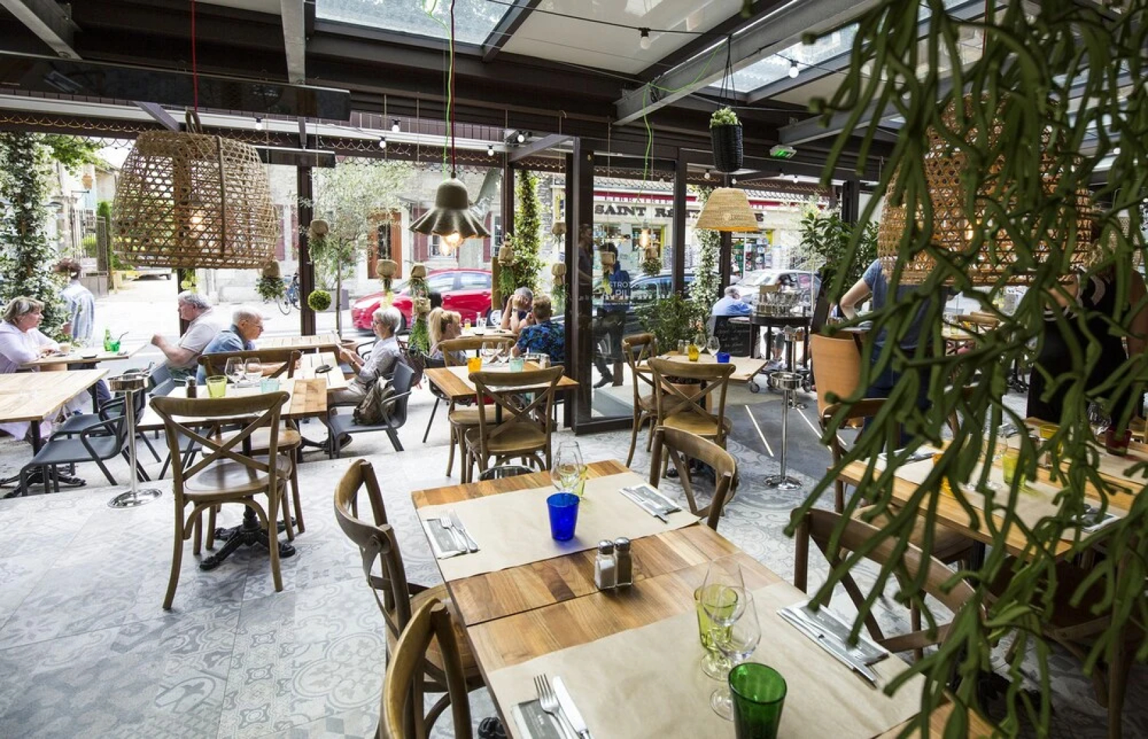 Le Bistrot Des Alpilles