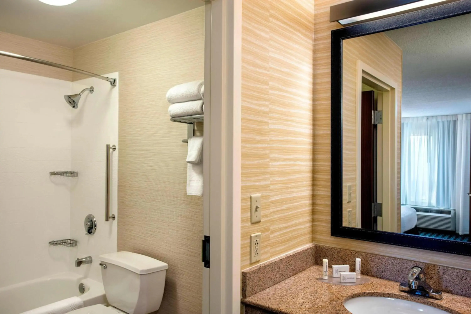 Fairfield Inn and Suites By Marriott Merrillville