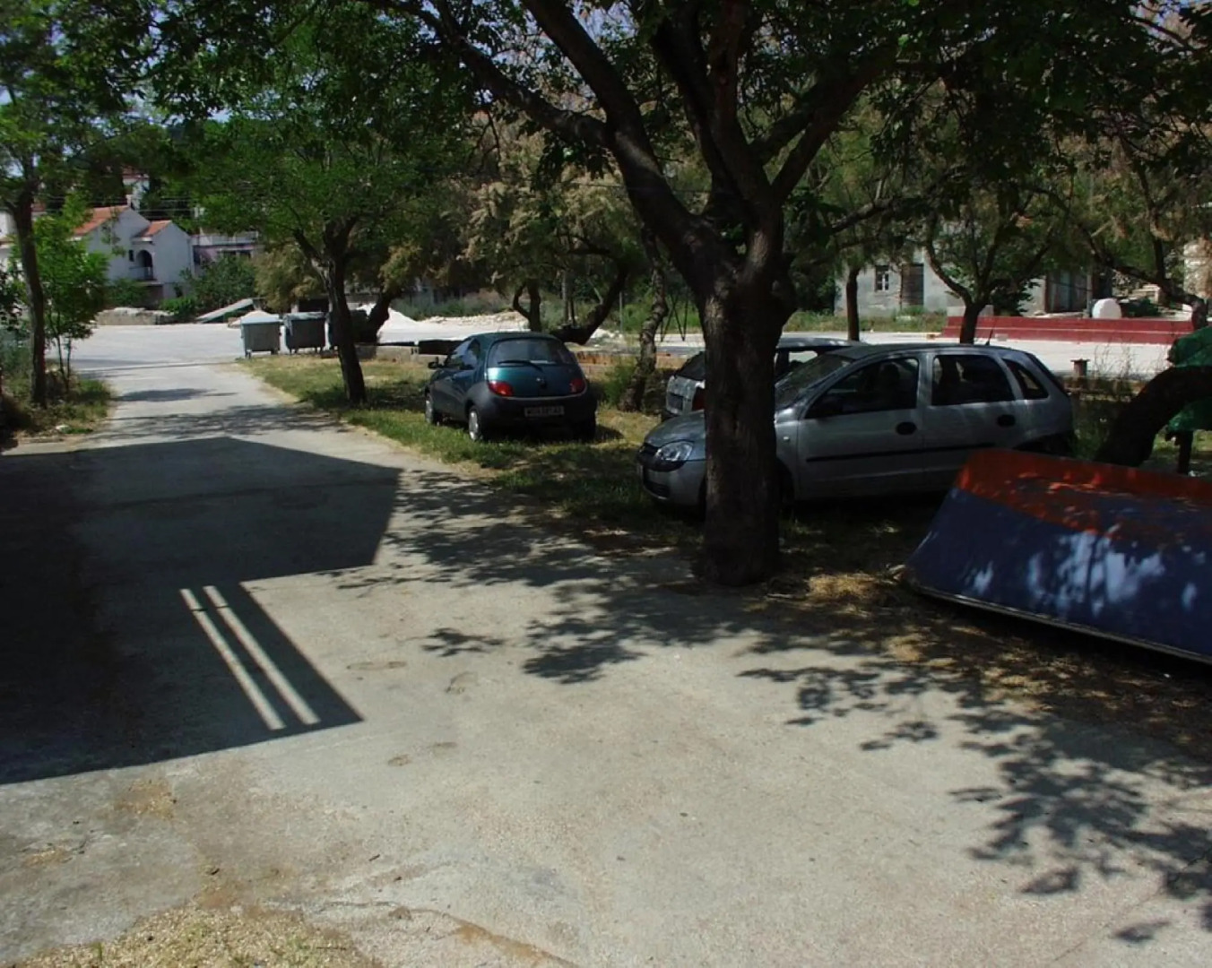 Darka - free parking - A1 Mali(2+1)