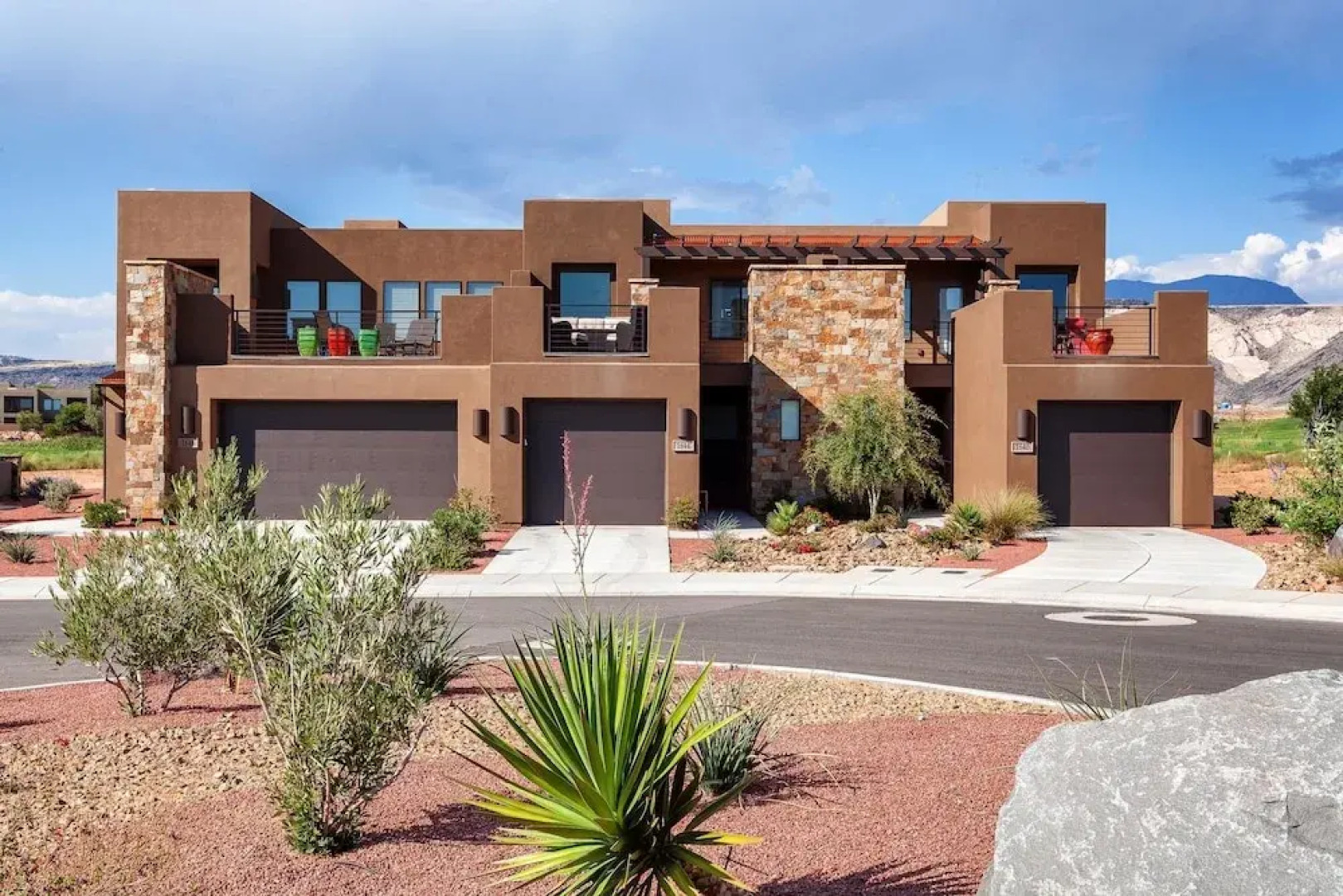 Your Escape at the Ledges