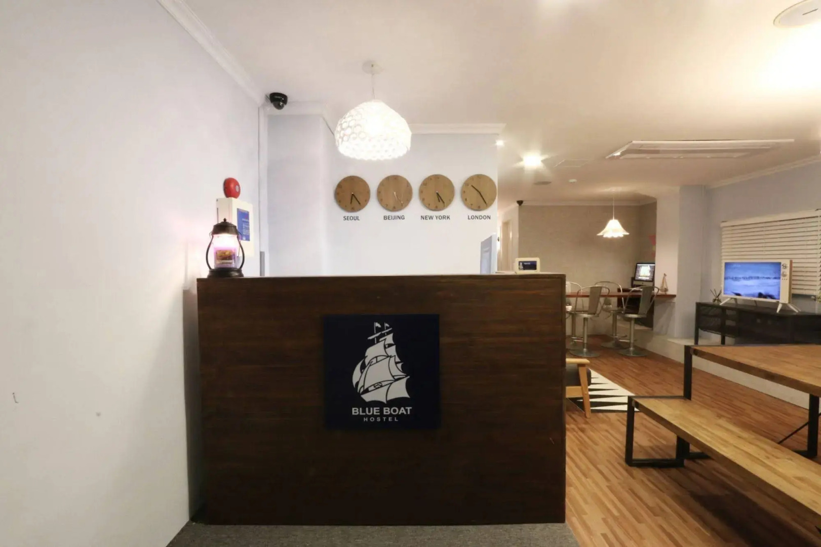 Blue Boat Hostel Myeongdong