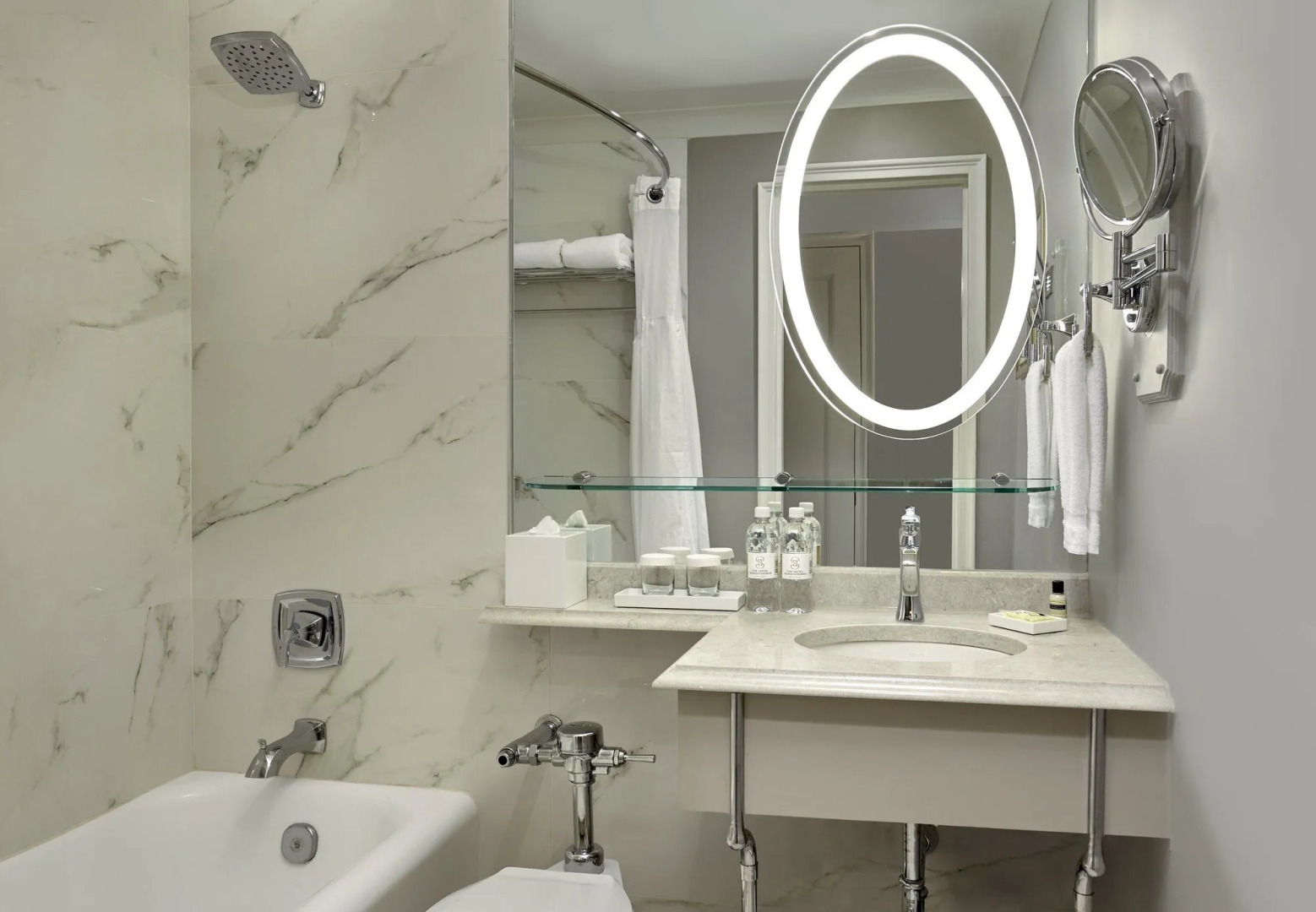 The Hotel Saskatchewan, Autograph Collection