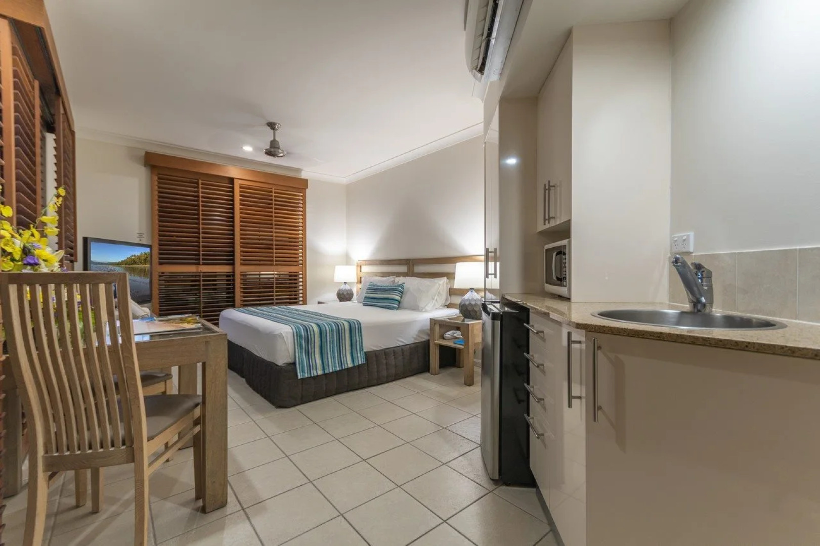 Meridian Port Douglas - Adults only