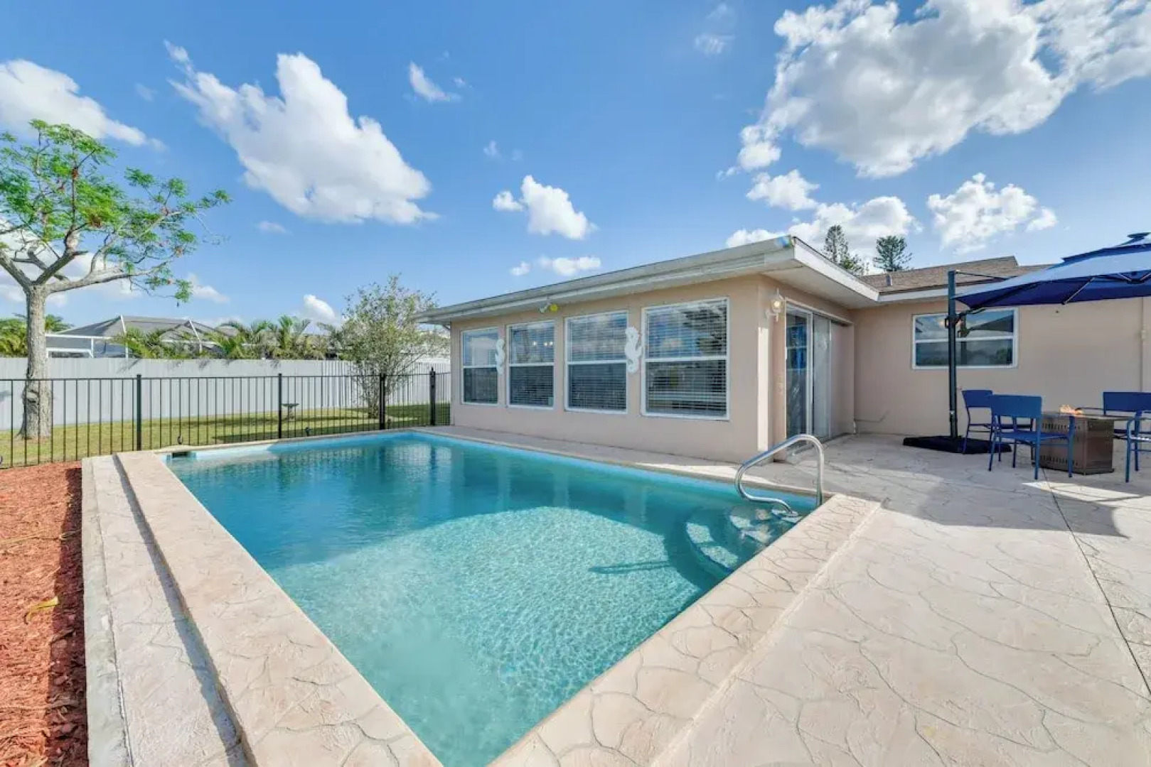 Canal-front Fishing & Pool: North Port Home