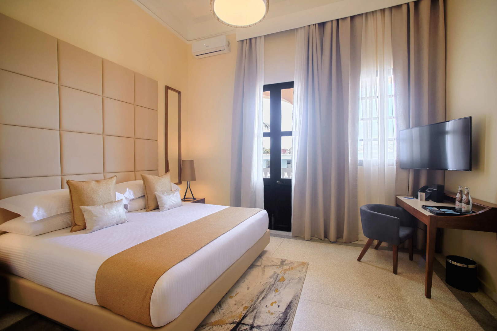 VOYA Boutique Hotel