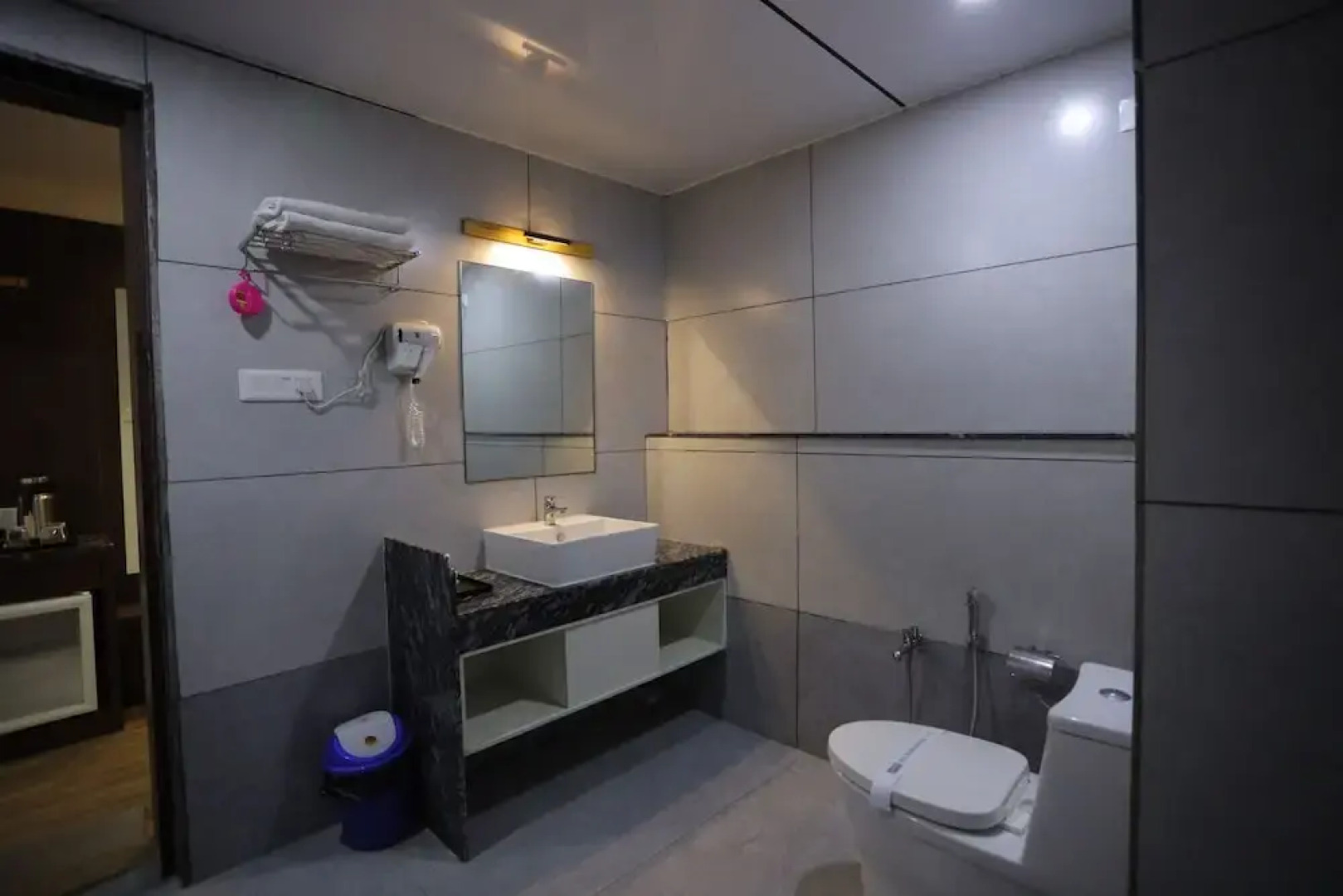 The Grand Astoria Somnath