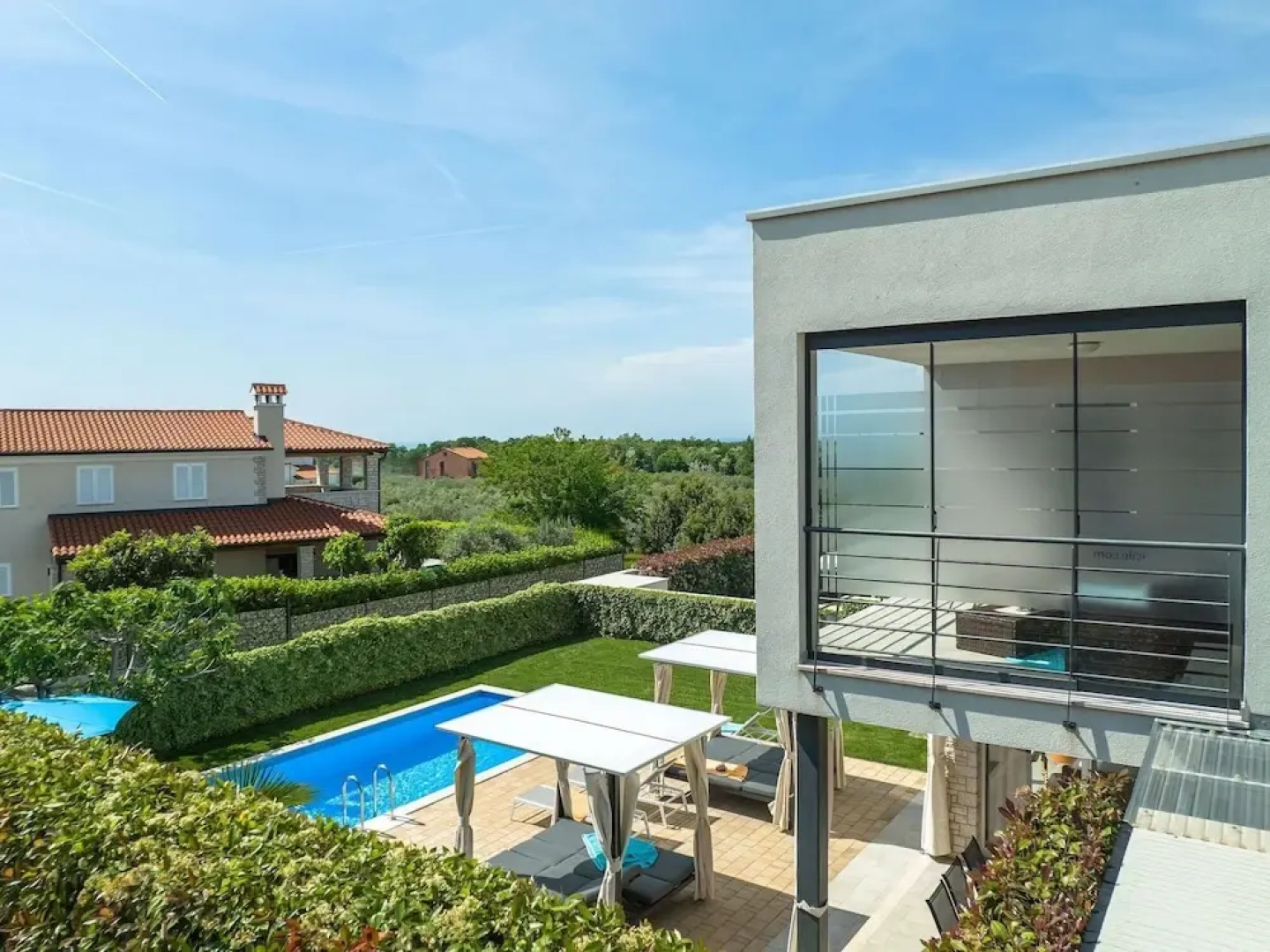 Modern Holiday Home in Novigrad With Pool