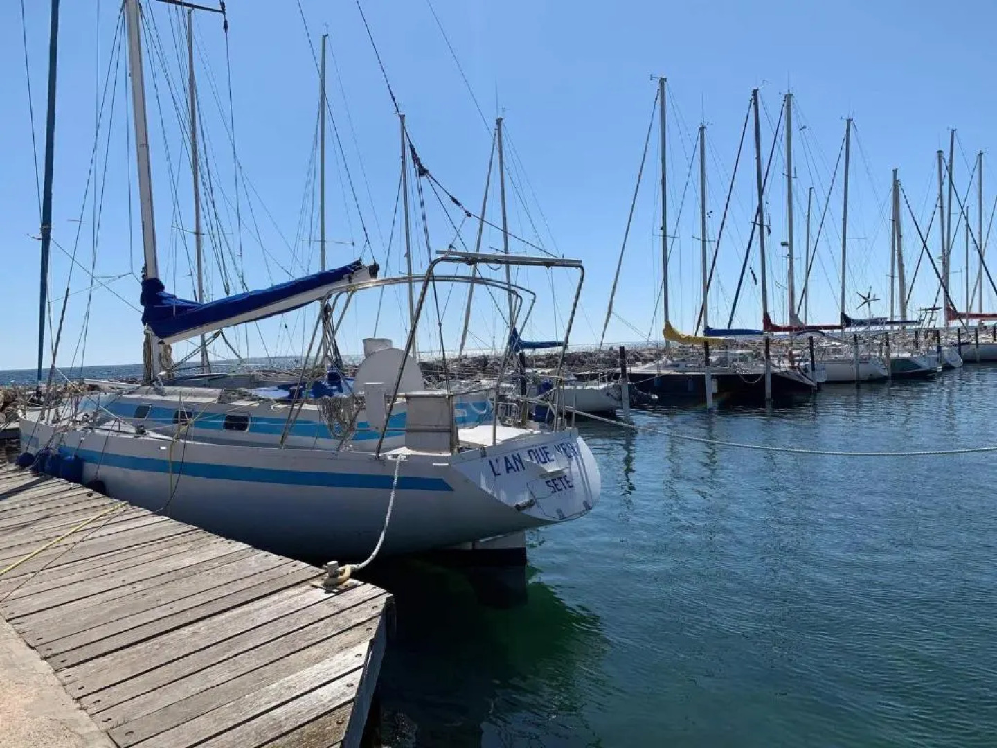 Appartement Mèze, 1 pièce, 4 personnes - FR-1-604-3