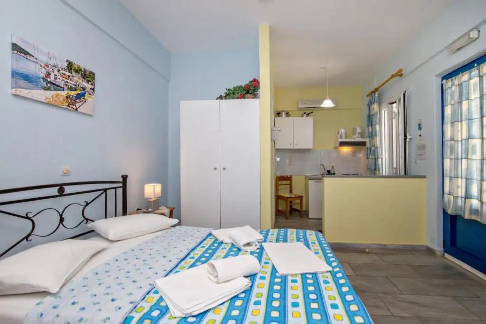 Irini Studios In Tinos