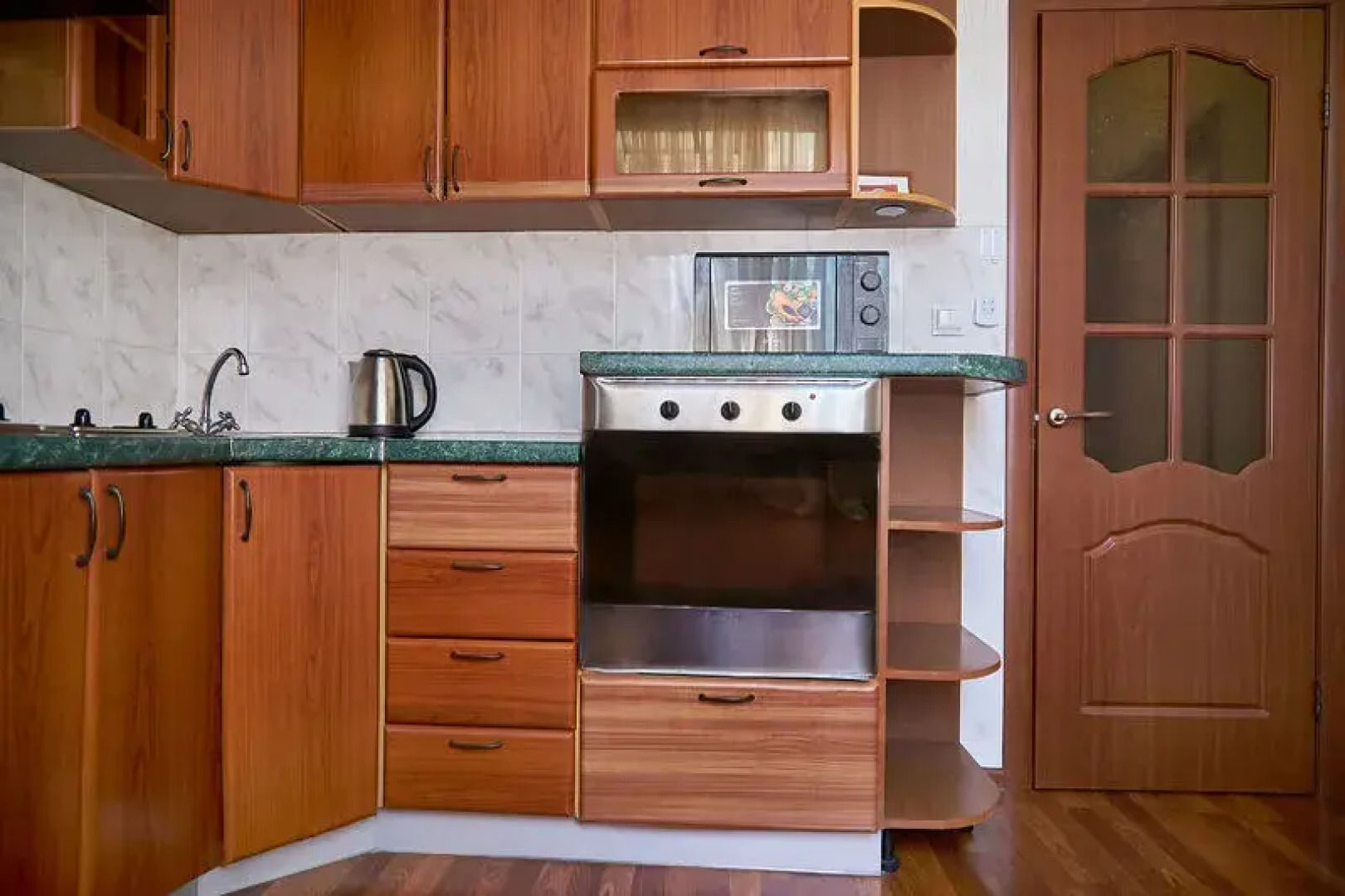 Pyat Zvezd  na ul. Pervomayskaya, d. 22