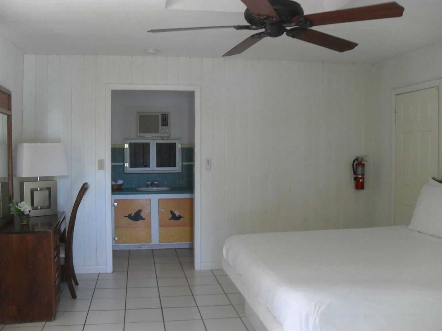 Pelican Beach Hotel