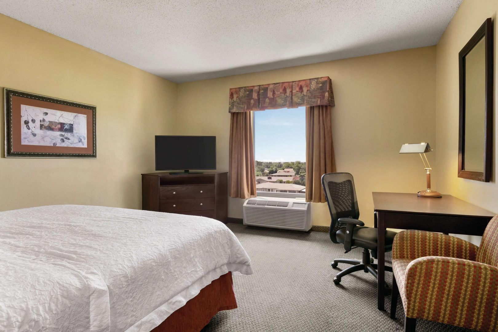 Hampton Inn & Suites Lawton