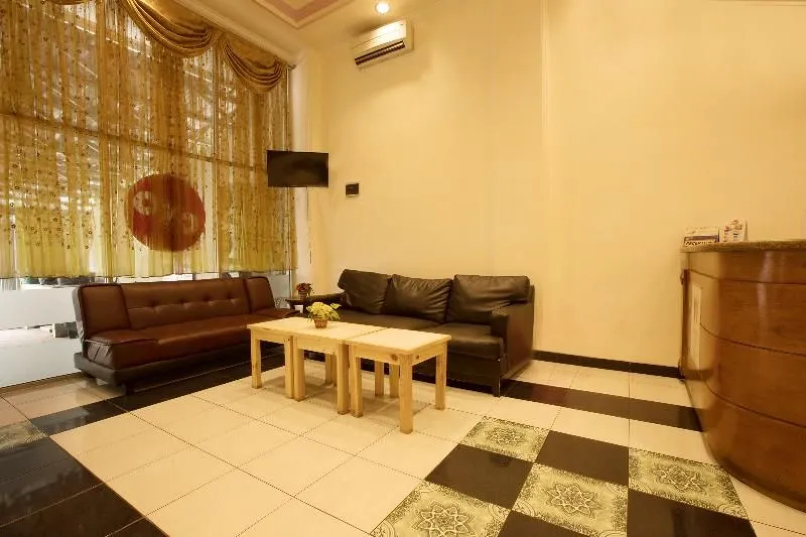 OYO 262 Ian Jk Hotel