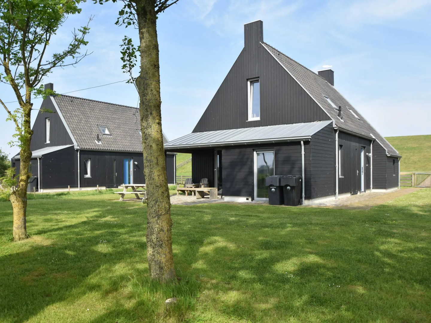 Traditional Villa in Tzummarum near Sea