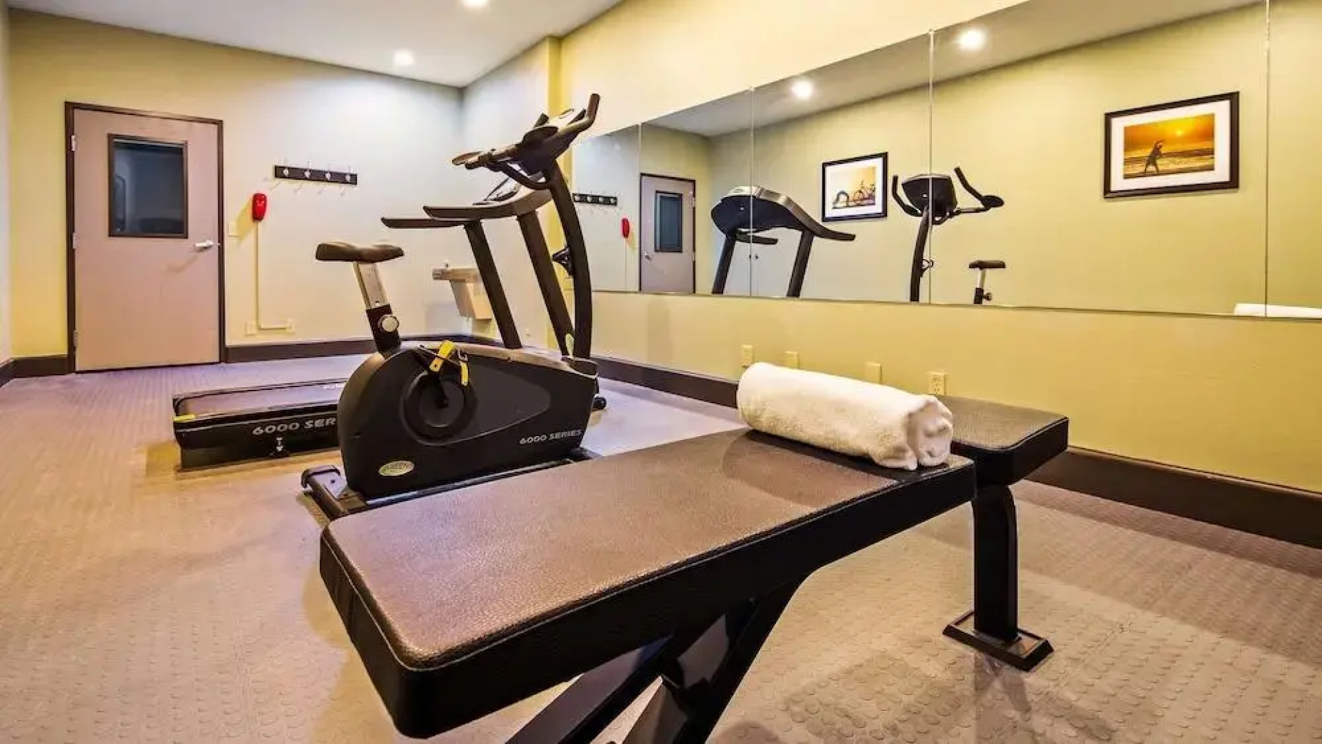 Super 8 Mt. Vernon.