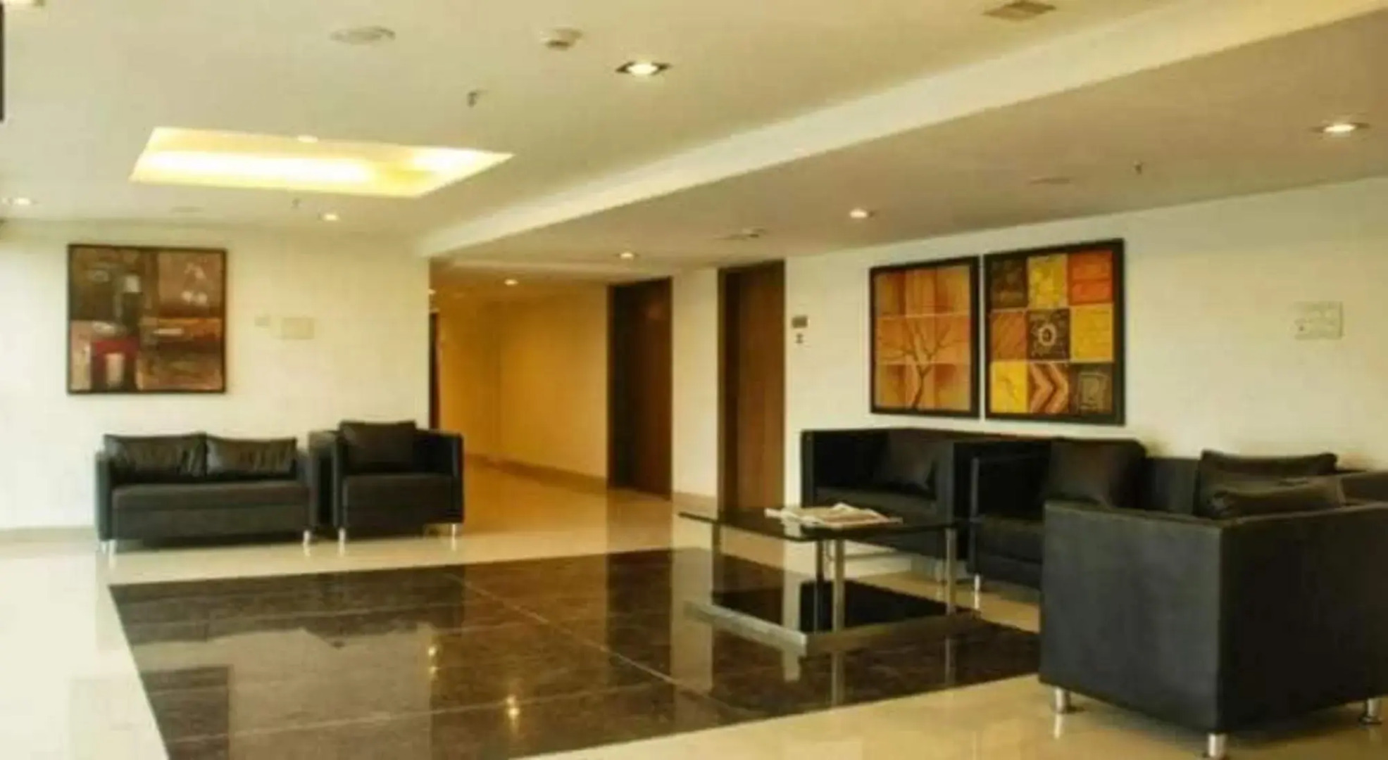 Hotel Nikhil Sai International