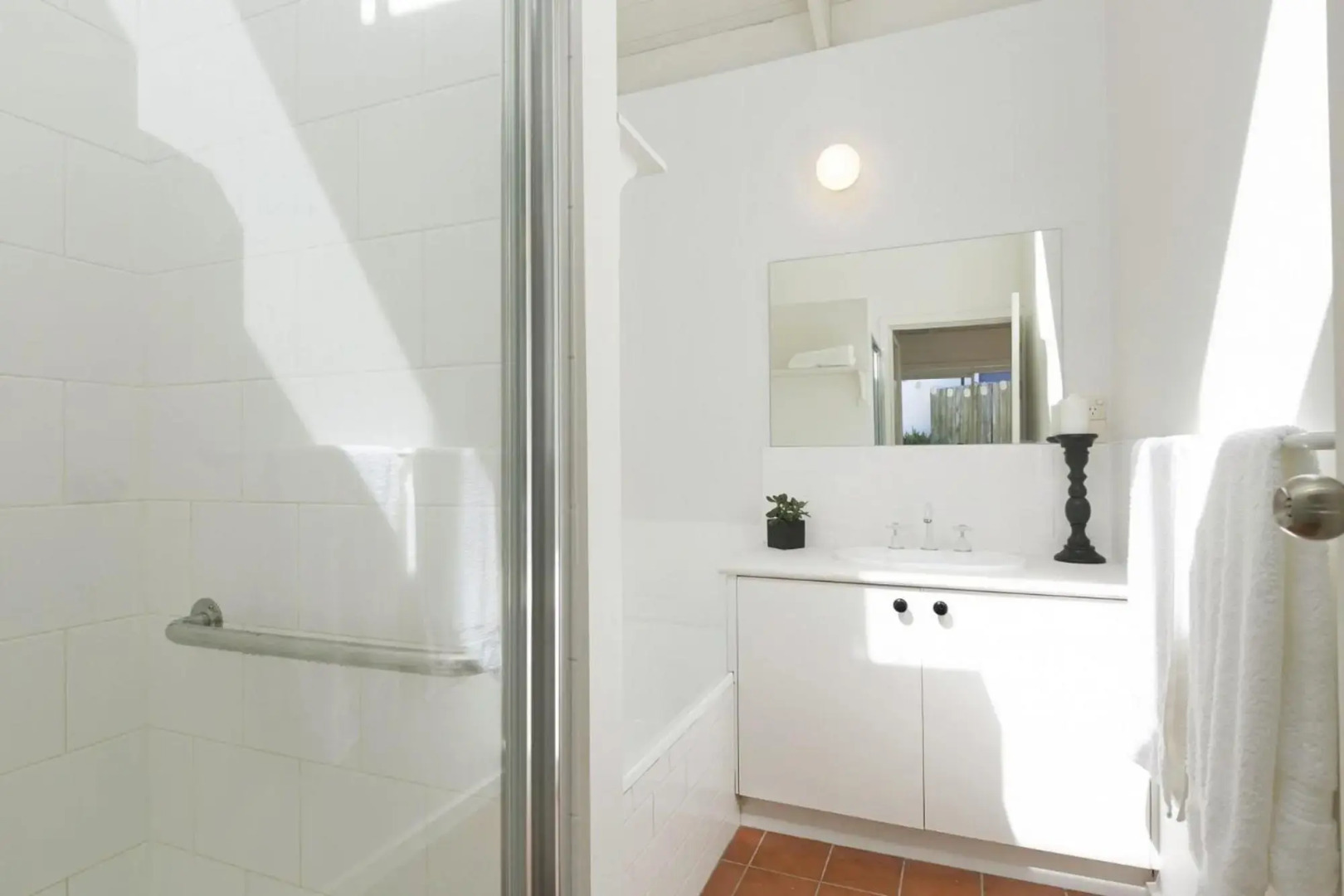 Mysa Anglesea Sleeps 7 WiFi Netflix Cafes Shops