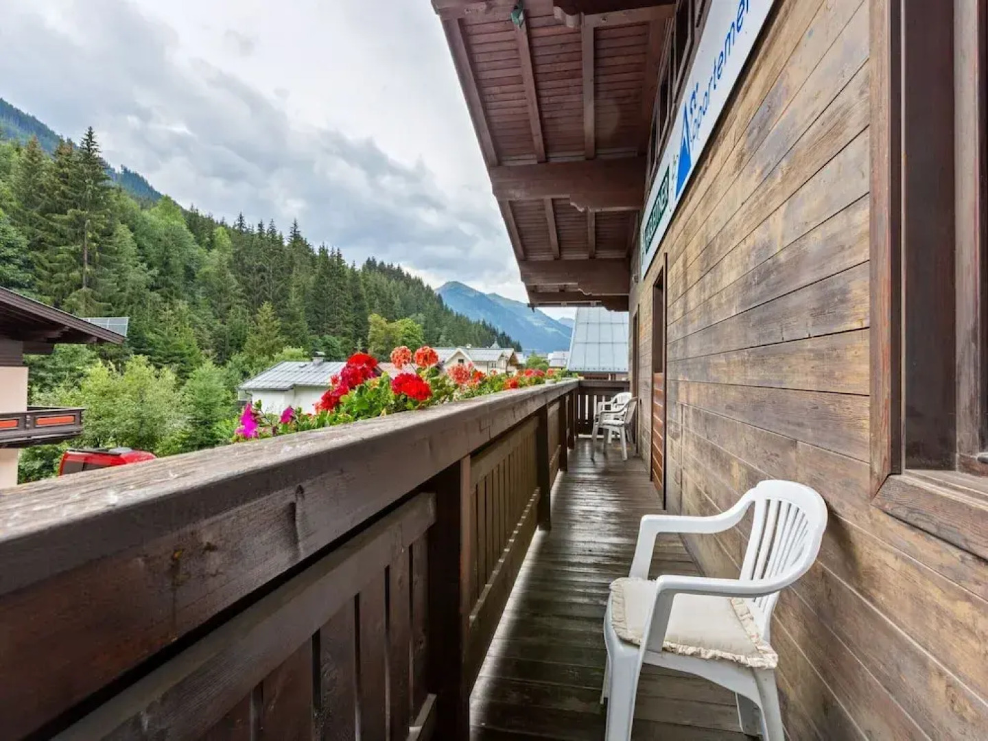 Apartment in Saalbach-hinterglemm Near Ski Area
