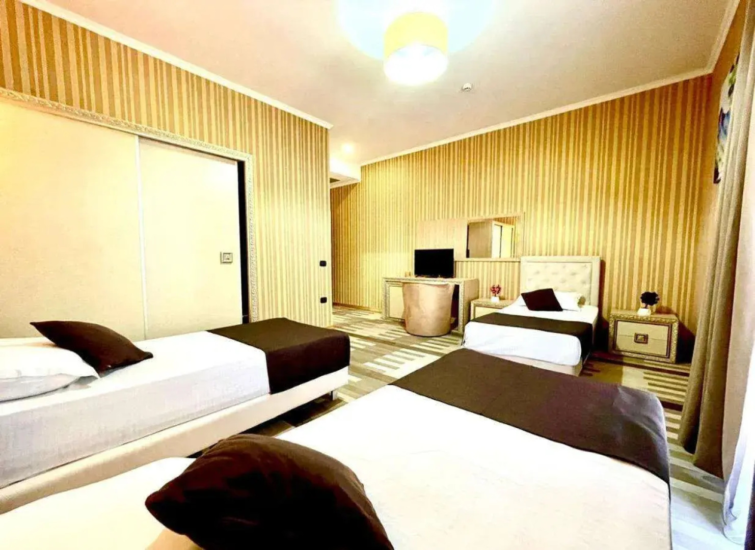AMH Hotel