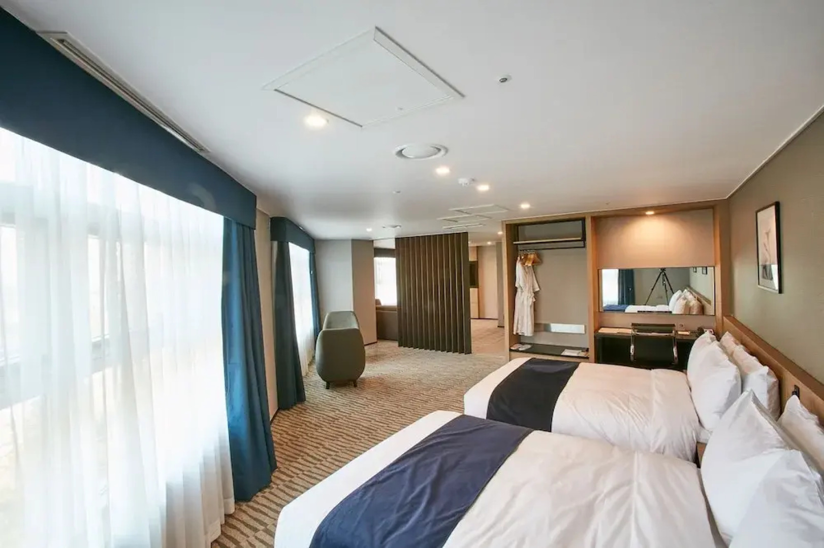 Islandcastle hotel&water park