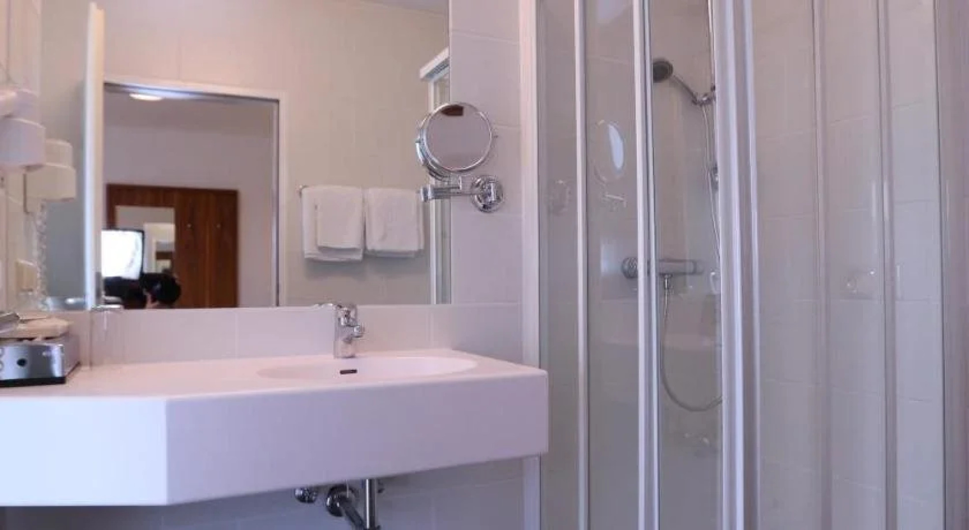 Hotel & Konditorei May