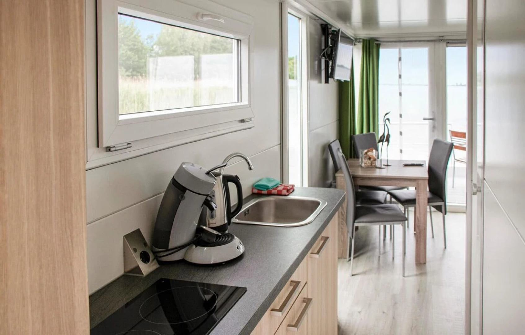 Nice Ship/boat in Biddinghuizen With 2 Bedrooms and Wifi