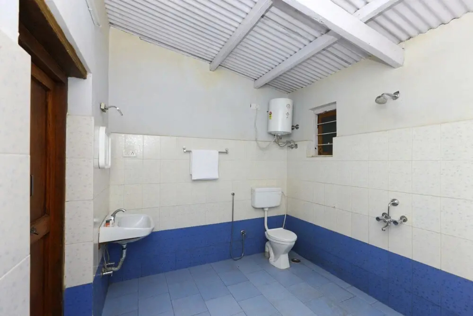 OYO 9080 Hillwood Cottages