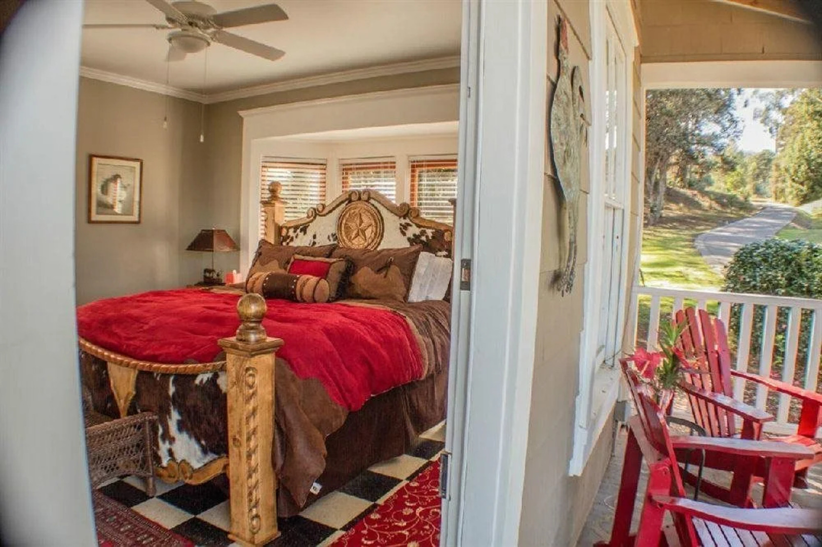 Hamakua Ranch House B&B