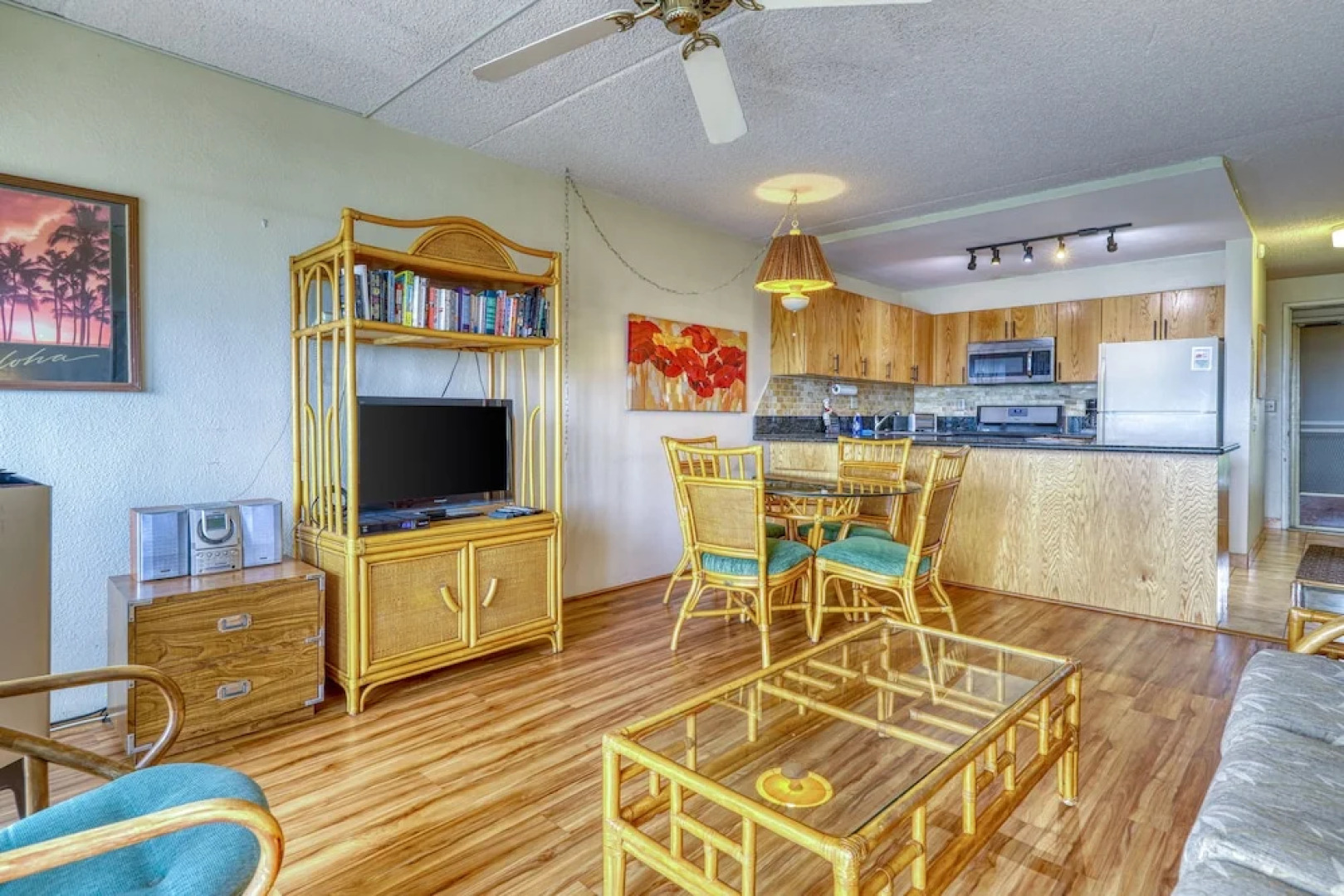 Kihei Akahi by Condominium Rentals Hawaii