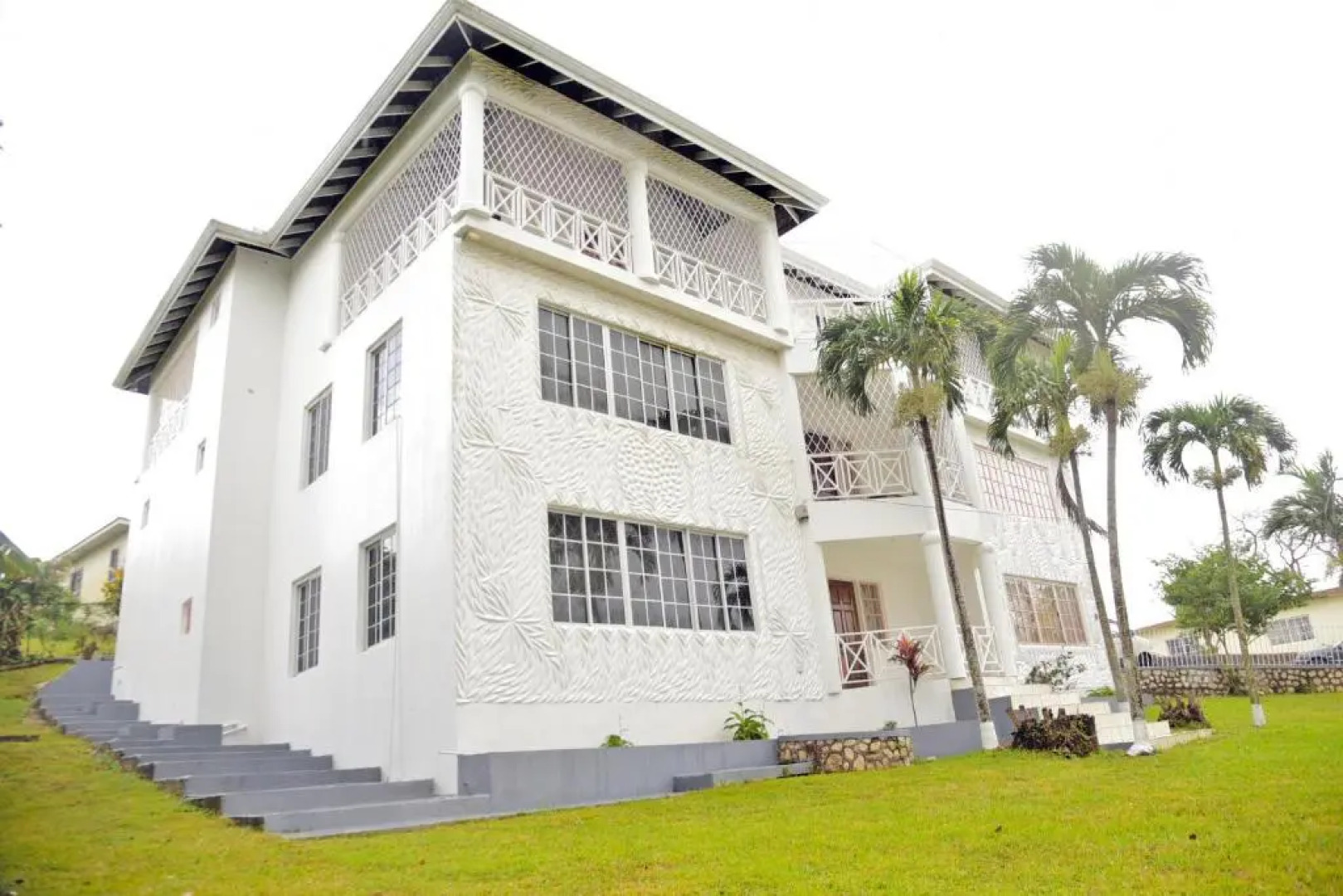 SuiteVille in Mandeville