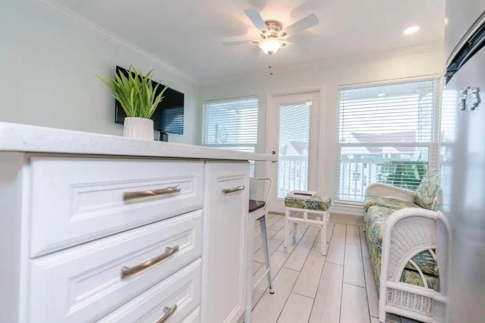 Seascape 2302 Hotel Room